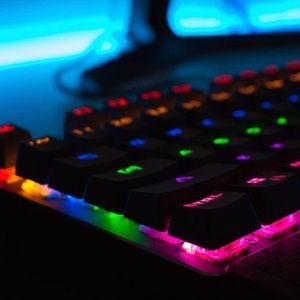 Keyboard-rainbow minimax